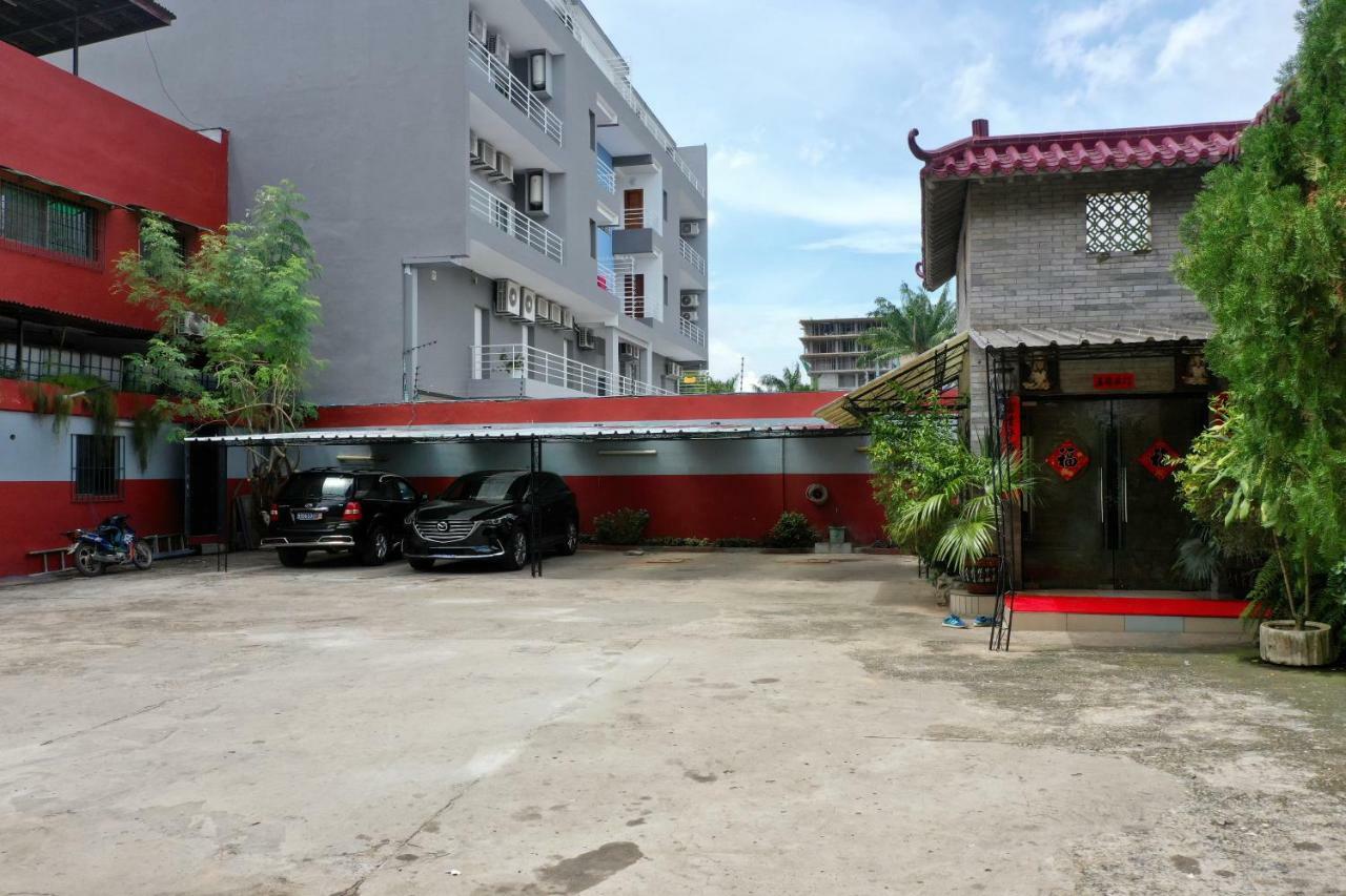 Petit Motel Beijing Abidjan Exterior photo